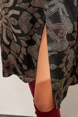 Εικόνα της Φόρεμα midi σατινέ με γιακά πουκαμίσου