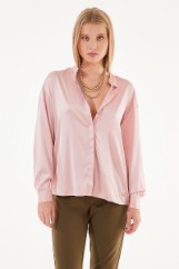 Picture of Screw neck satin shirt