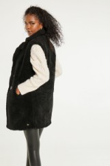 Picture of Sleeveless fur coat