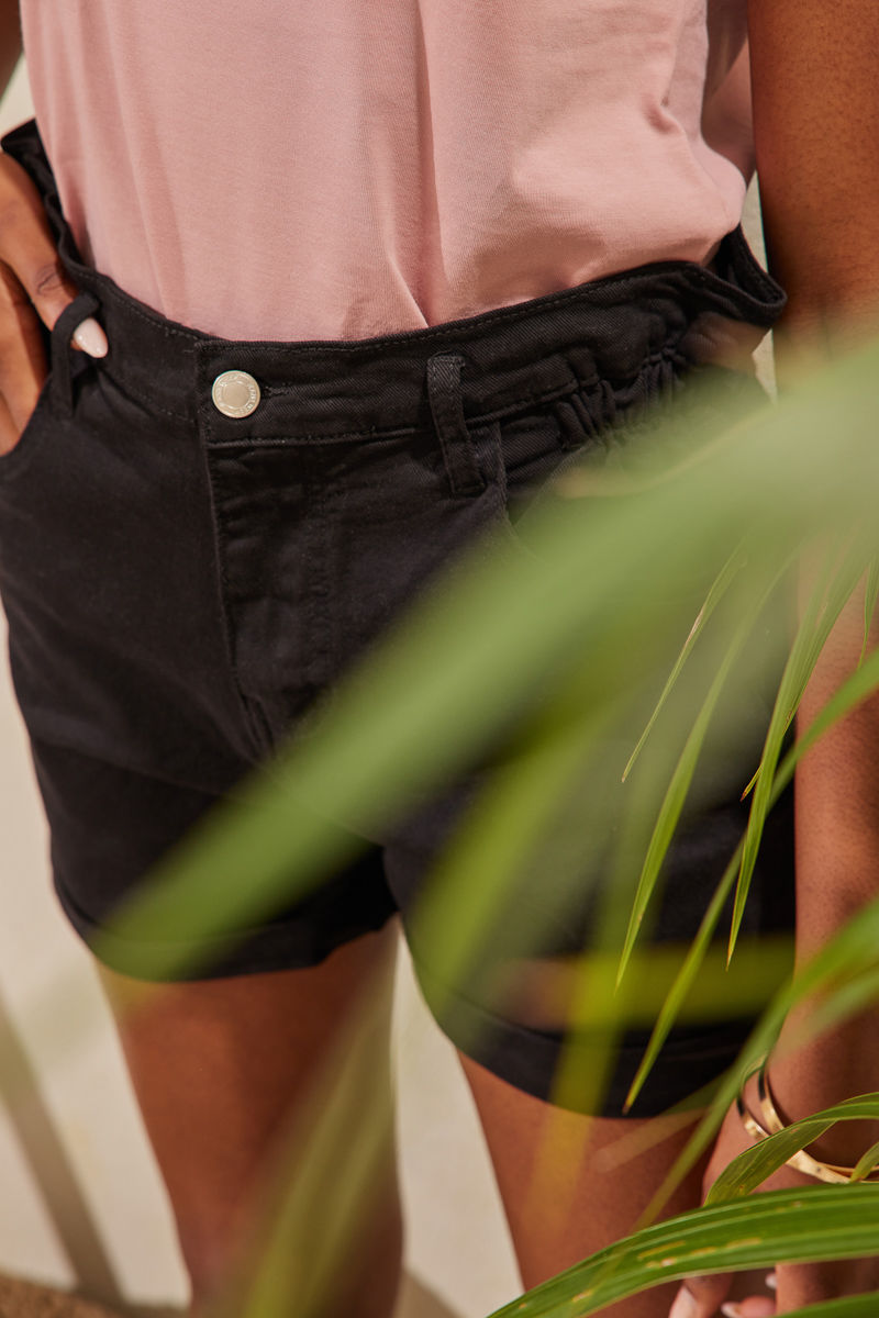 Picture of Denim high-waisted shorts