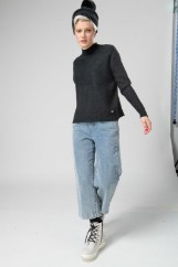 Picture of High neck knit sweater