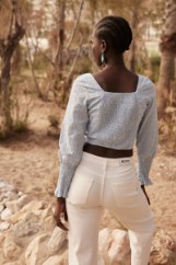 Picture of Broderie crop top