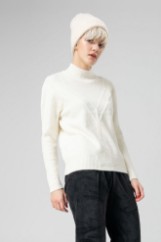 Picture of High neck knit sweater