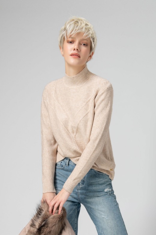 Picture of High neck knit sweater