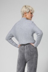 Picture of High neck knit sweater