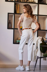 Picture of High-waisted belted jeans