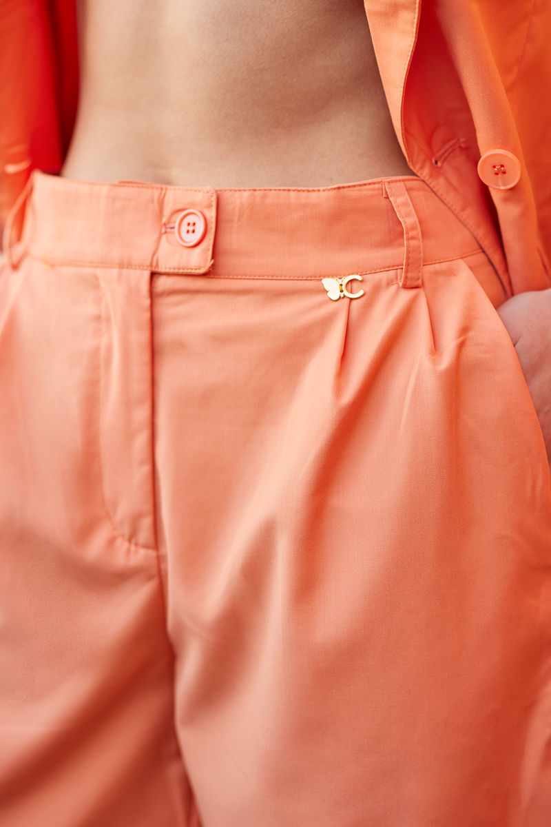 Picture of Tailored high rise shorts
