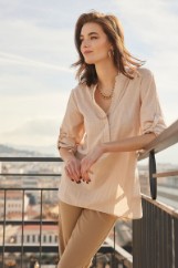 Picture of Linen sqaure neck shirt