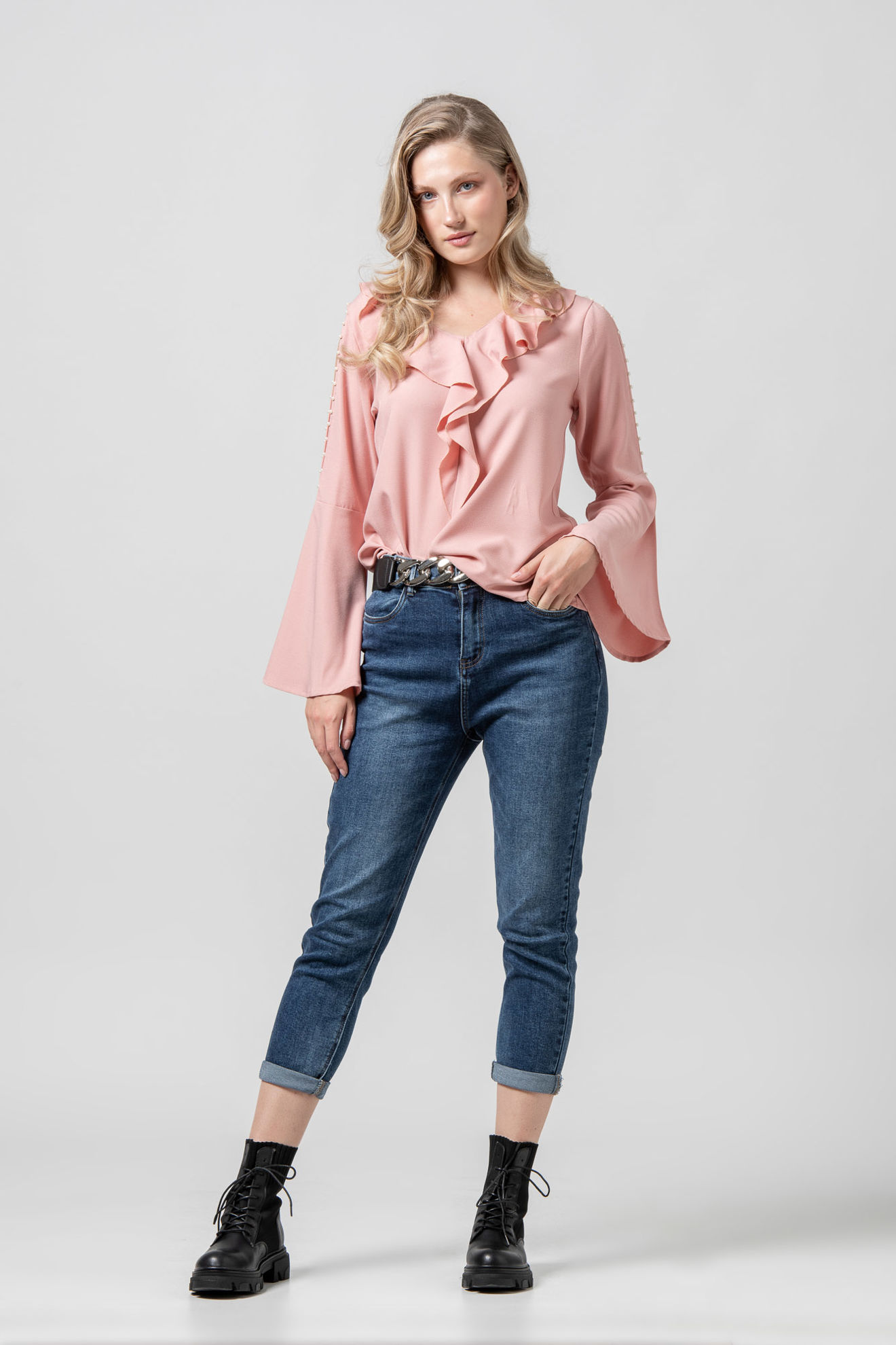 Picture of Blouse with wide sleeves