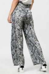 Picture of Highwaist satin snake print pants