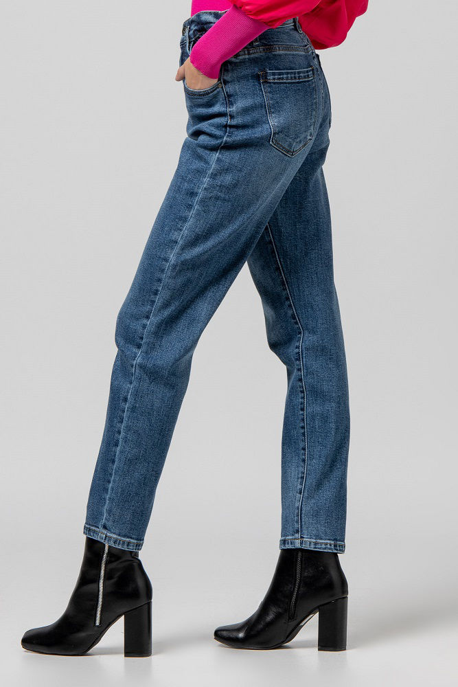 Picture of Highwaisted slouchy denim