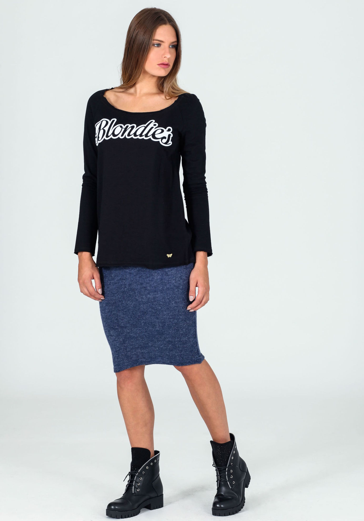 Picture of Midi knitted skirt