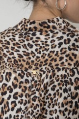 Εικόνα της Πουκάμισο animal print σατινέ