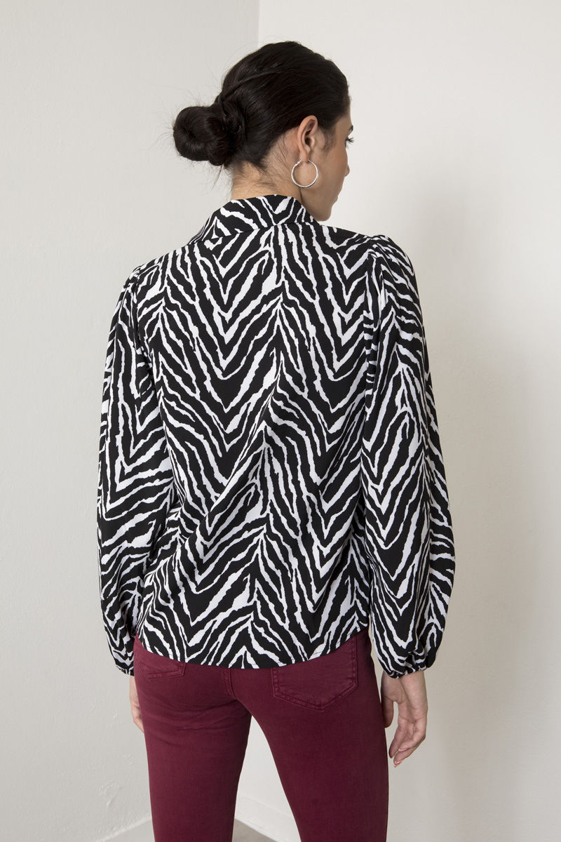 Picture of Zebra print shirt