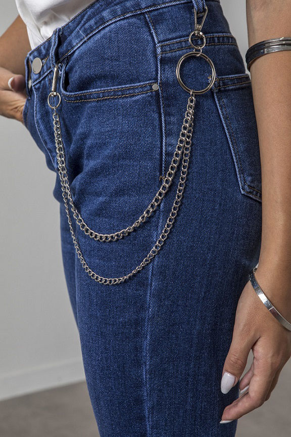 Picture of Denim pants with chain