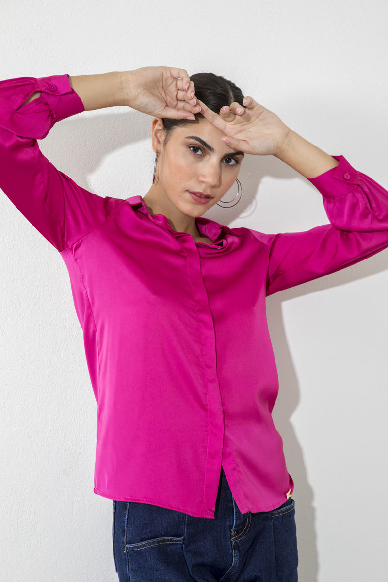 Picture of Satin texture shirt
