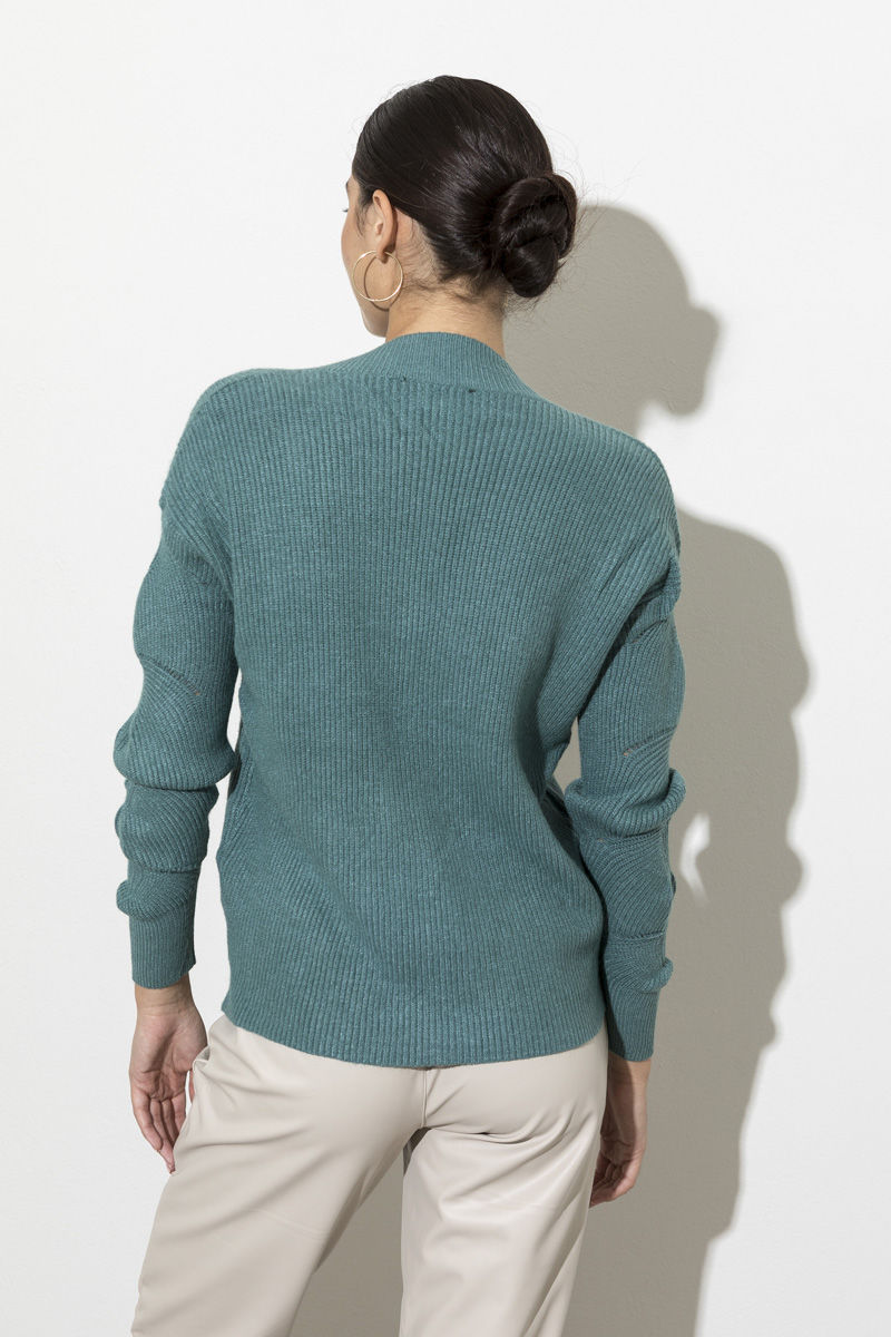 Picture of Ribbed knitted blouse