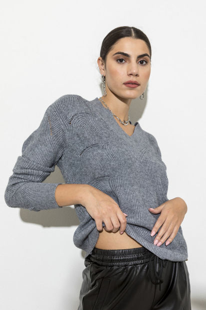 Picture of Ribbed knitted blouse