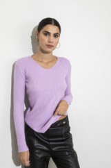 Picture of Ribbed V knitted blouse