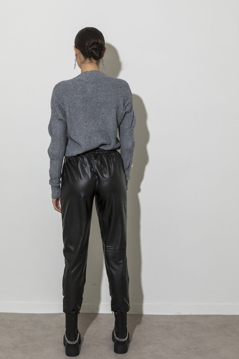 Picture of Leather pants with waistband