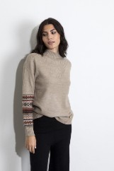 Εικόνα της Πλεκτό με σχέδια στα μανίκια