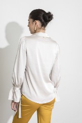 Picture of Satin shirt with sleeves