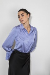 Picture of Satin shirt with sleeves