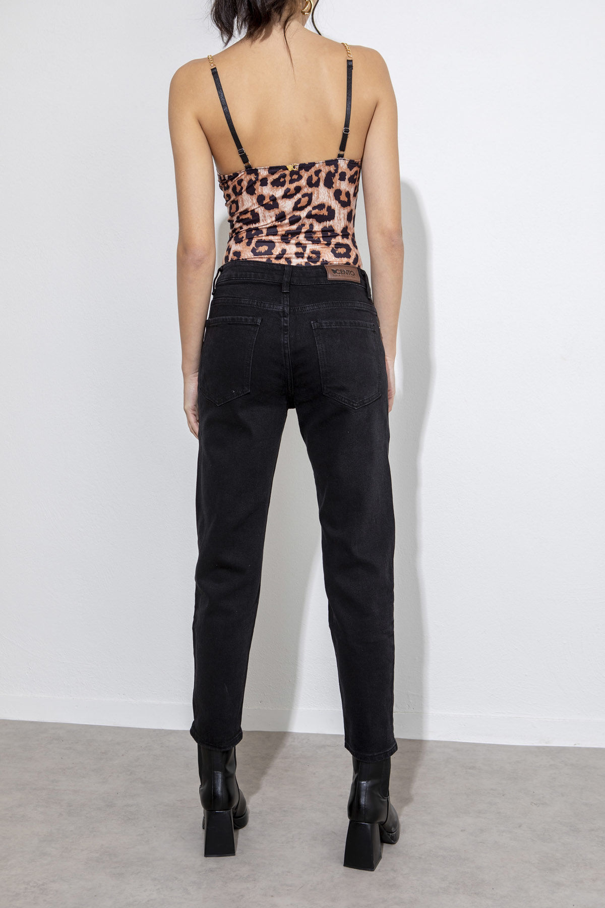 Εικόνα της Κορμάκι animal print με αλυσίδες