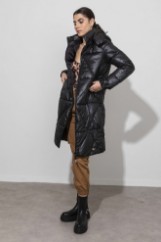 Picture of Hooded padded long jacket