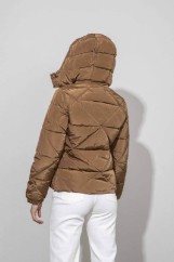 Picture of Puffer jacket with removable hood