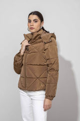 Picture of Puffer jacket with removable hood