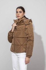 Picture of Puffer jacket with removable hood