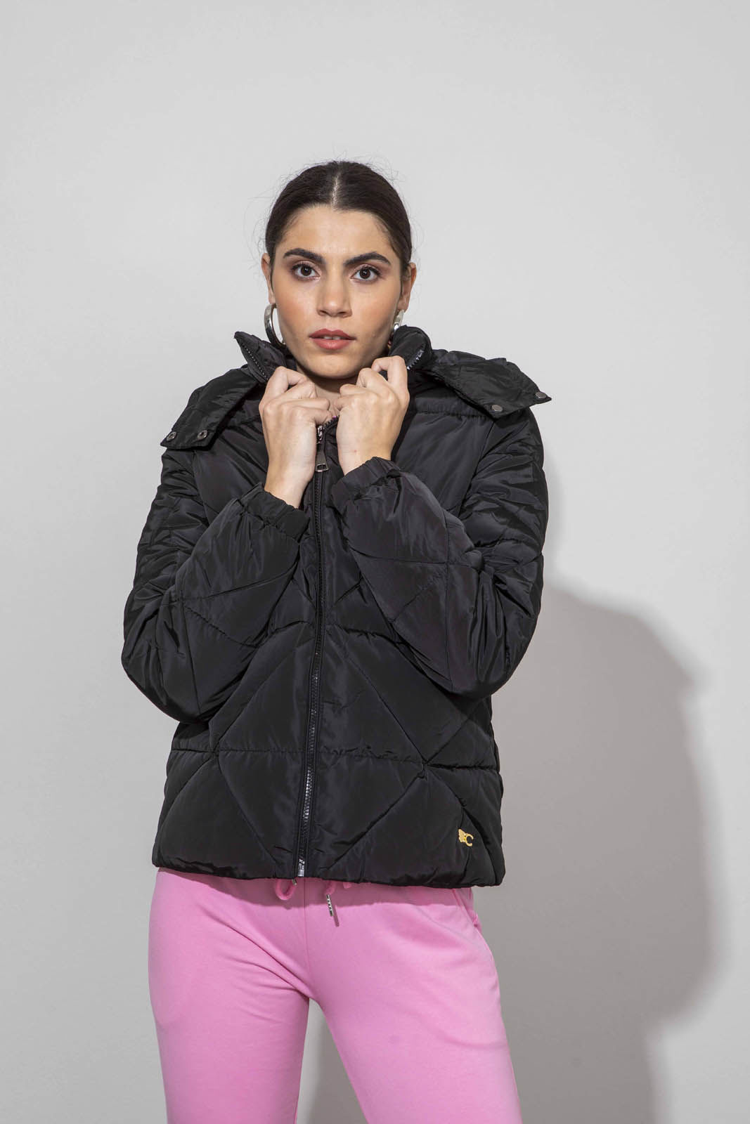 Picture of Puffer jacket with removable hood