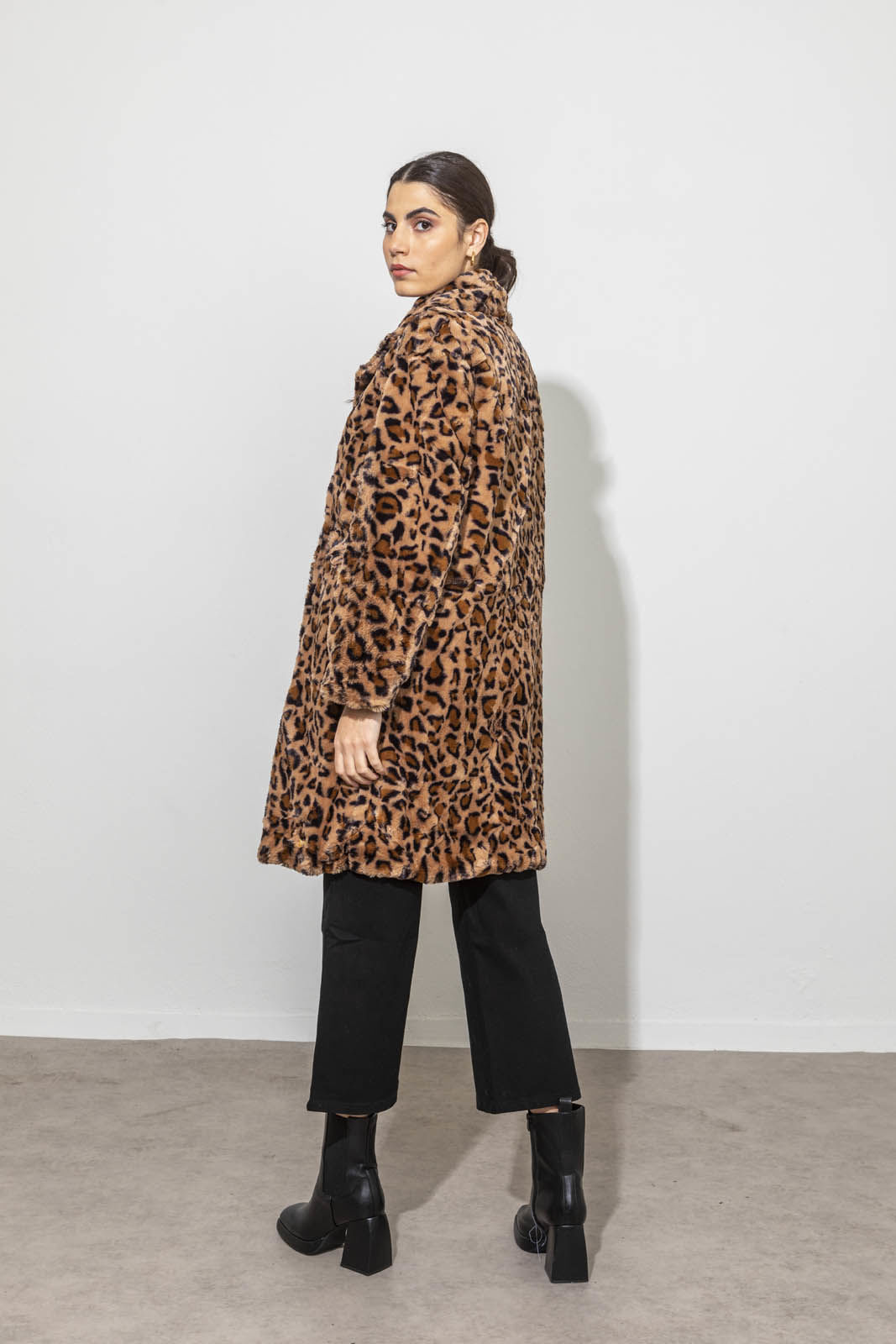 Picture of Oversized animal print coat