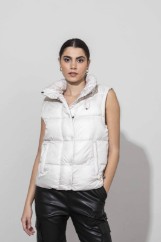 Picture of Puffer jacket with removable sleeves