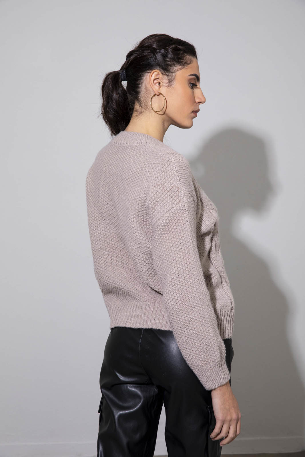 Picture of Sweater with knit pattern