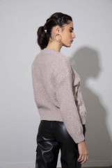 Picture of Sweater with knit pattern