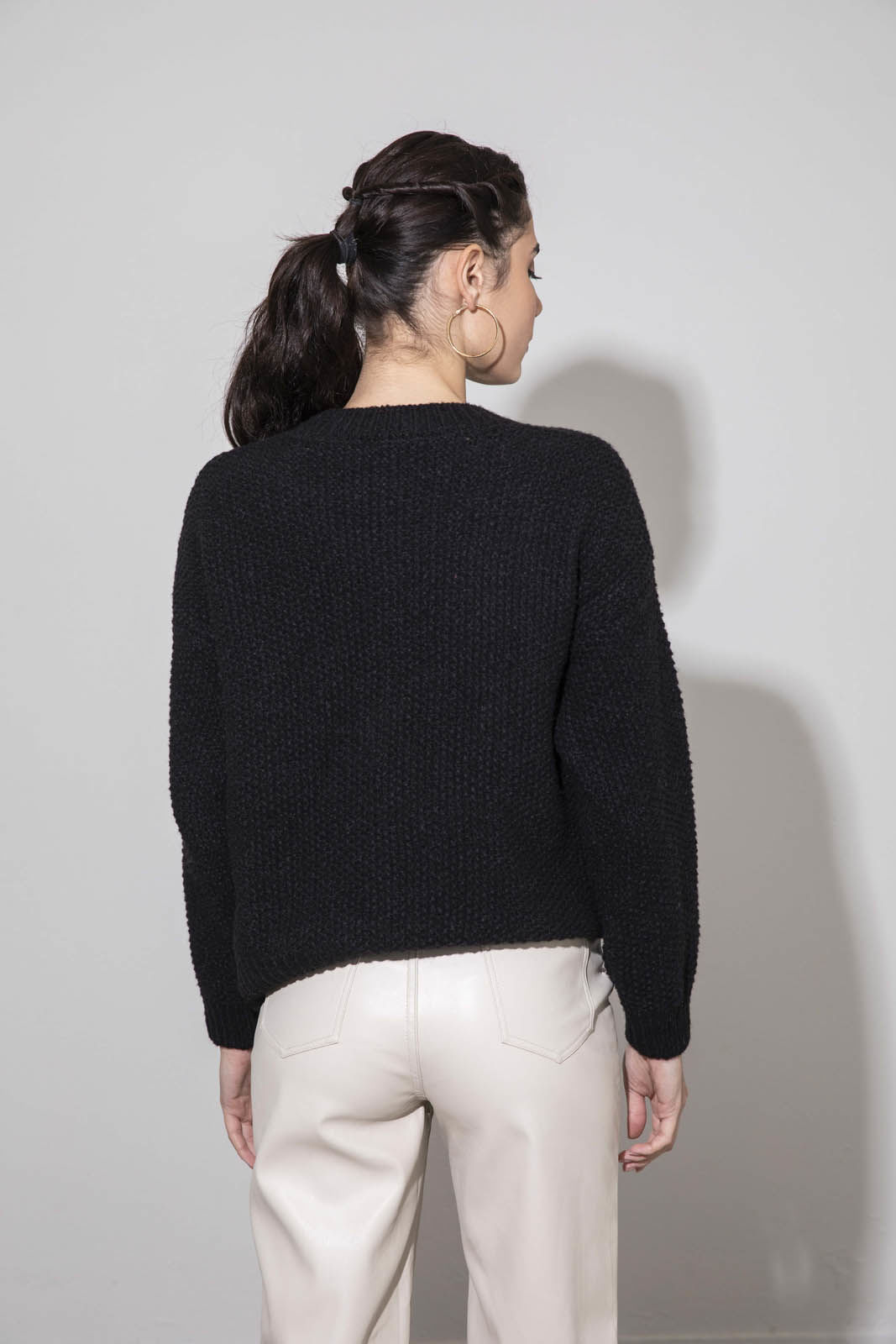 Picture of Sweater with knit pattern