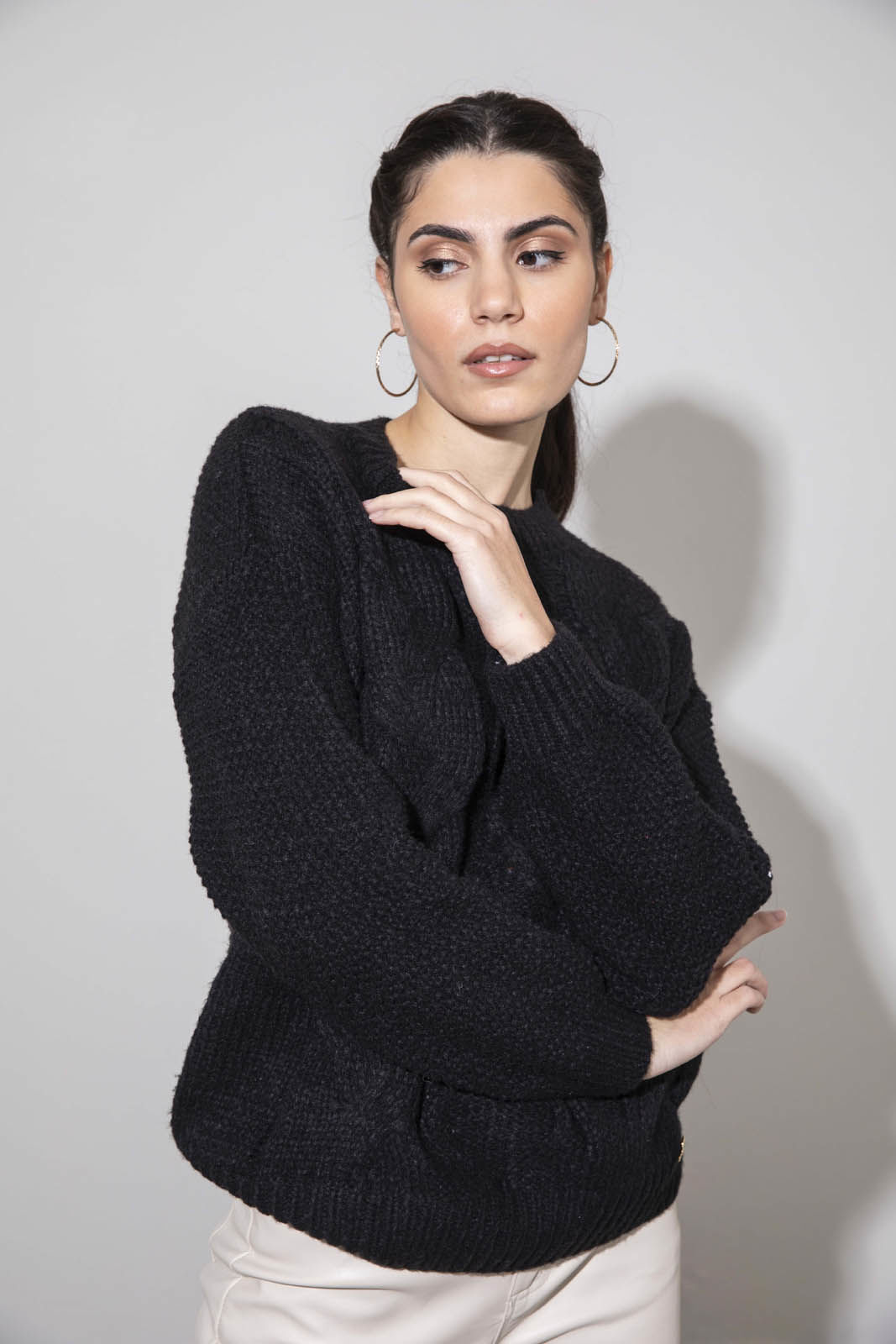 Picture of Sweater with knit pattern