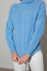 Picture of Turtleneck knitted blouse