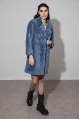 Picture of Fur coat