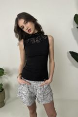 Picture of Sleeveless lace blouse