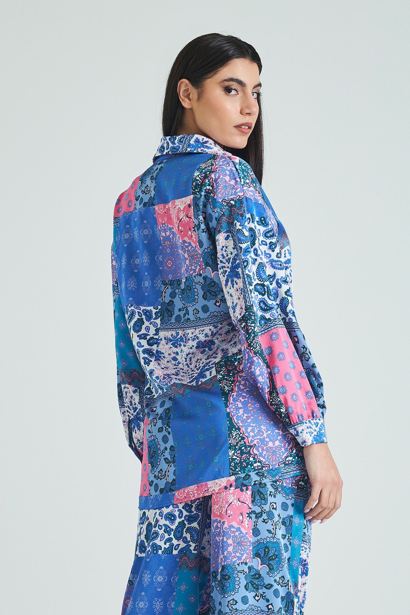 Picture of Printed satin shirt