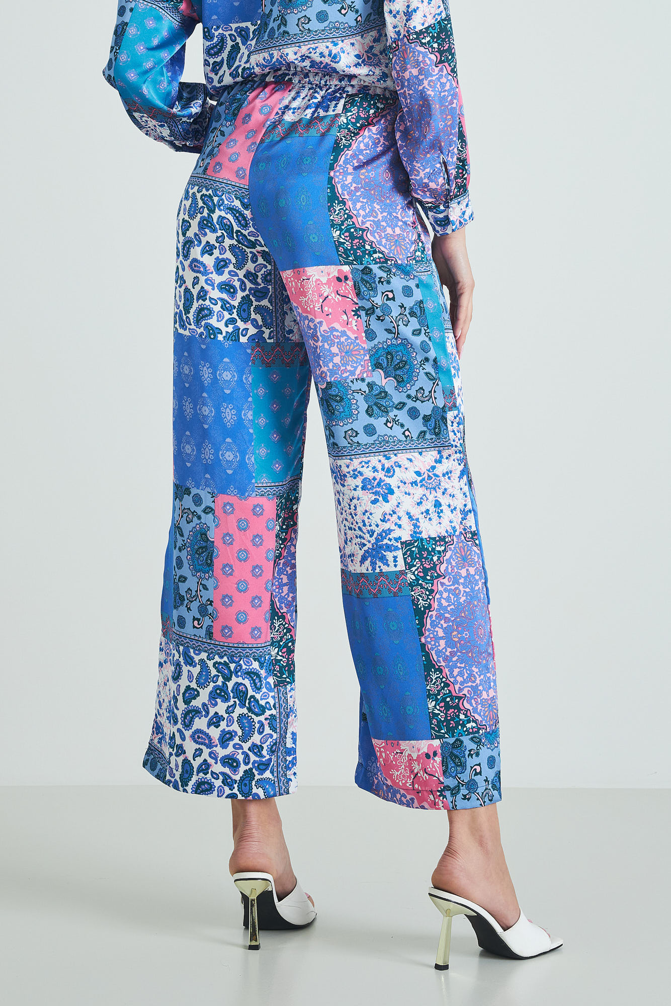 Picture of Printed satin pants