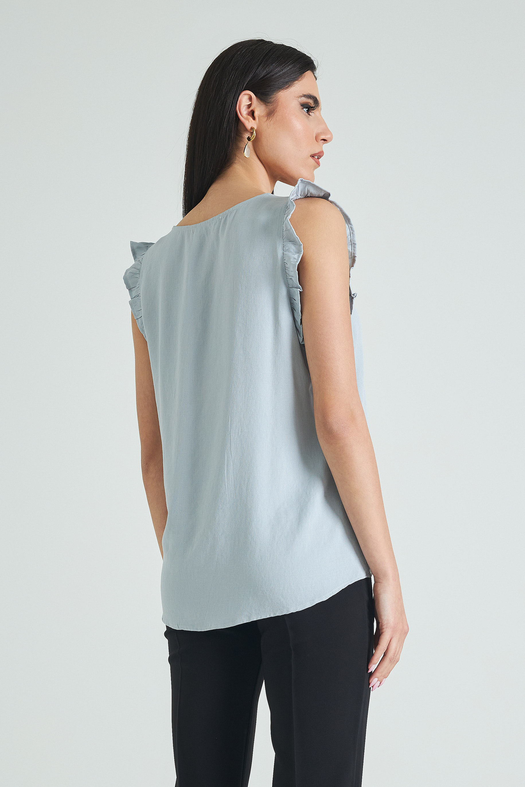 Picture of Sleeveless blouse with buttons