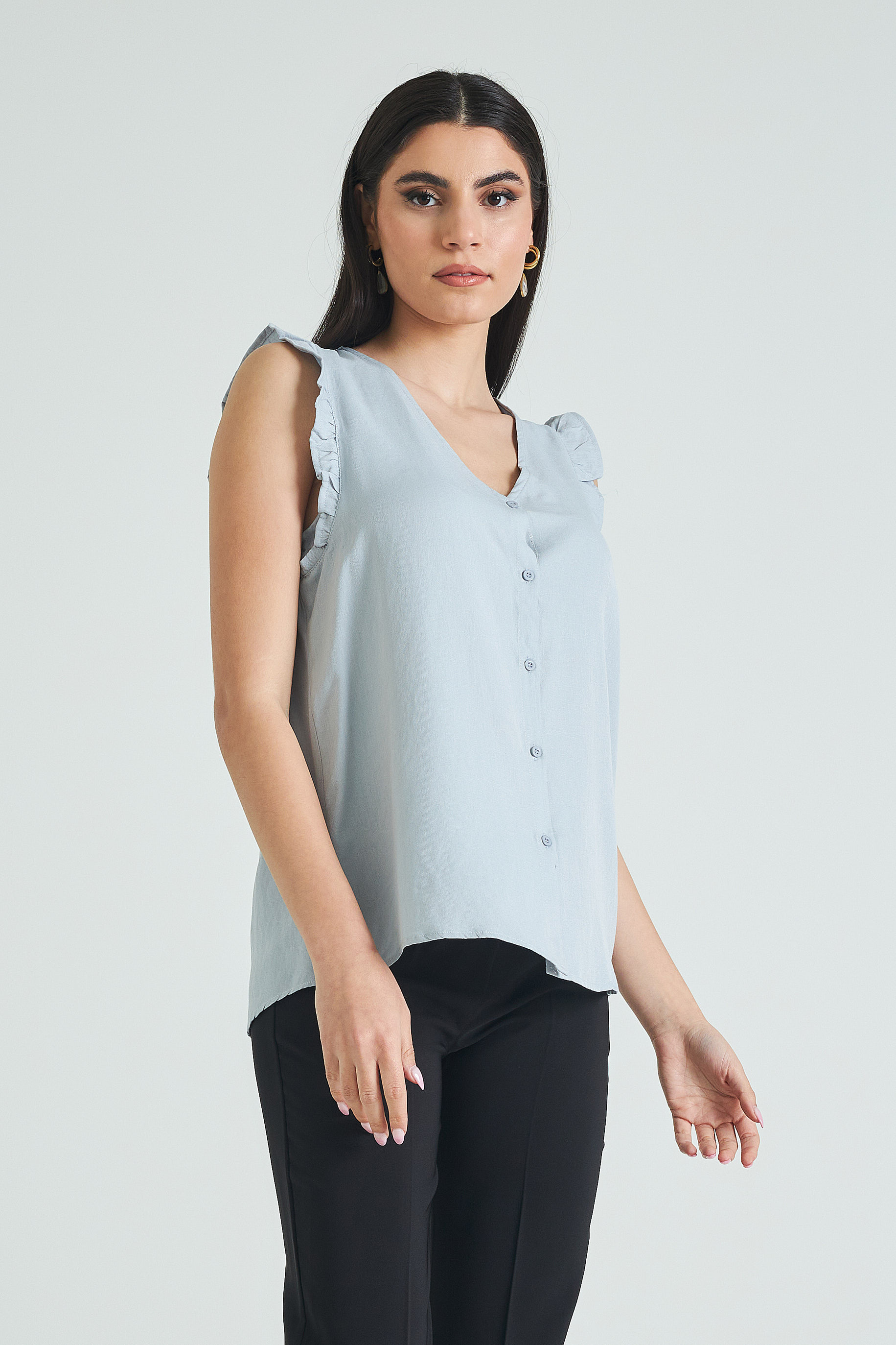 Picture of Sleeveless blouse with buttons