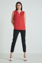 Picture of Sleeveless blouse with button