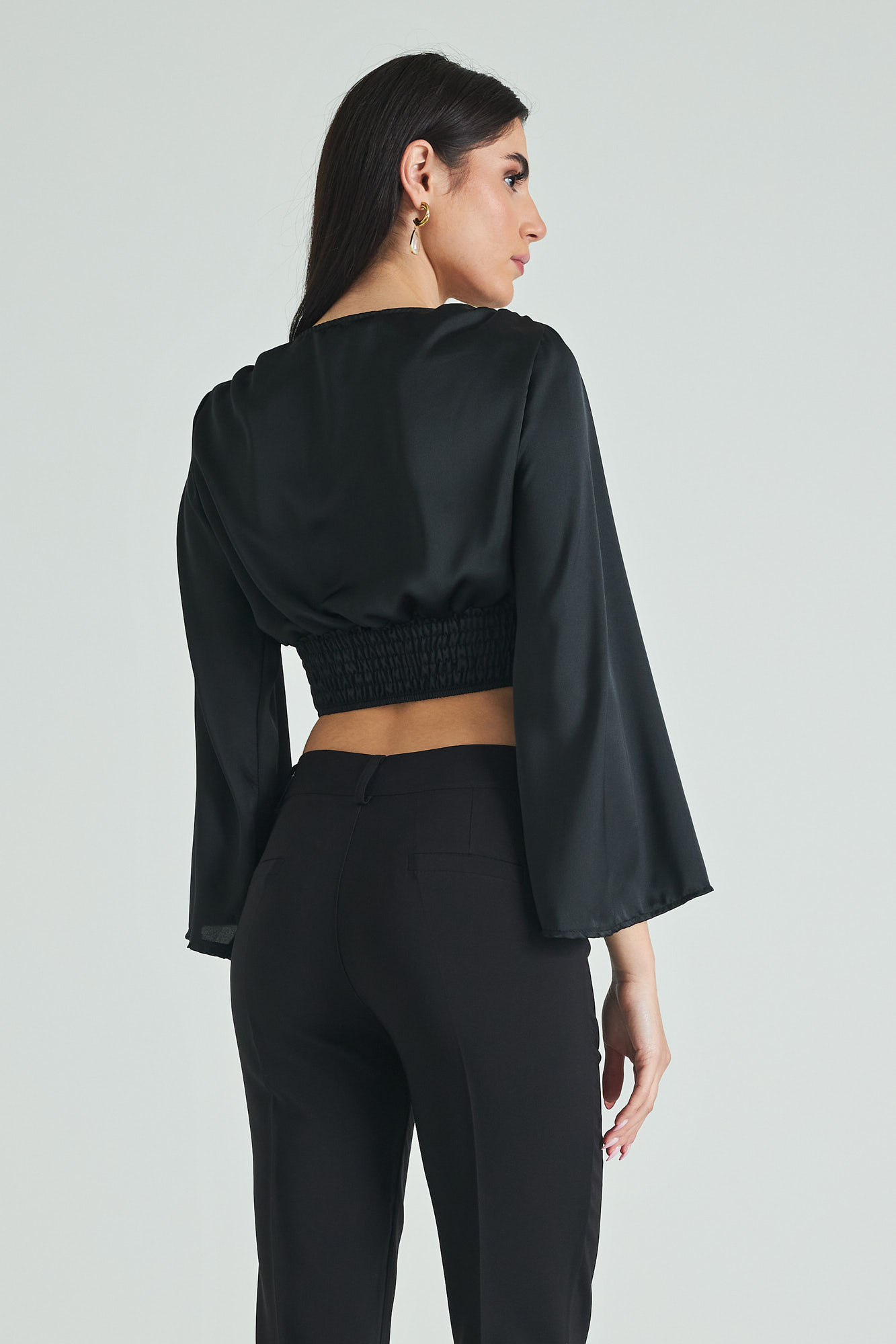 Picture of Satin top with knot