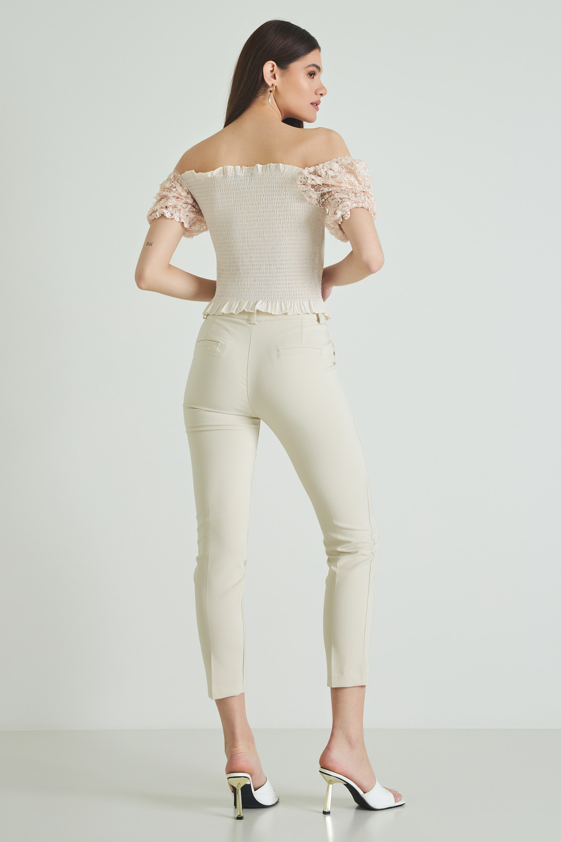 Picture of Shirred blouse with lace sleeves