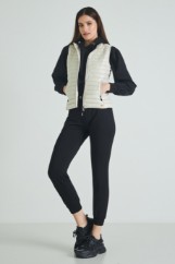 Picture of Sleeveless puffer jacket